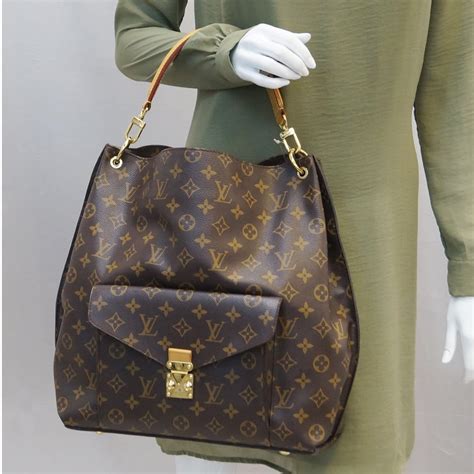 louis vuitton metis hobo handbags|Louis Vuitton metis hobo monogram.